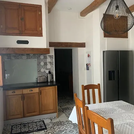 בית נופש Chez Marraine Lespignan
